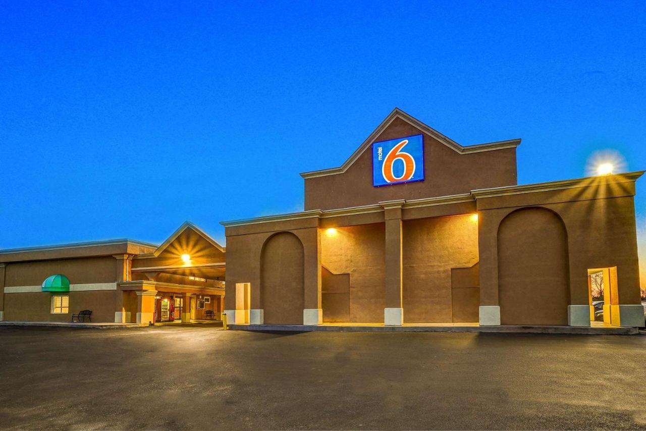 Motel 6 Lester - Philadelphia Airport エクステリア 写真